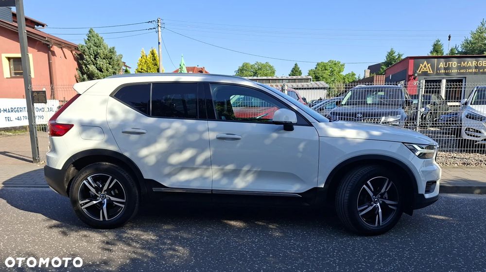 Volvo XC 40 D3 SCR Momentum Core - 36