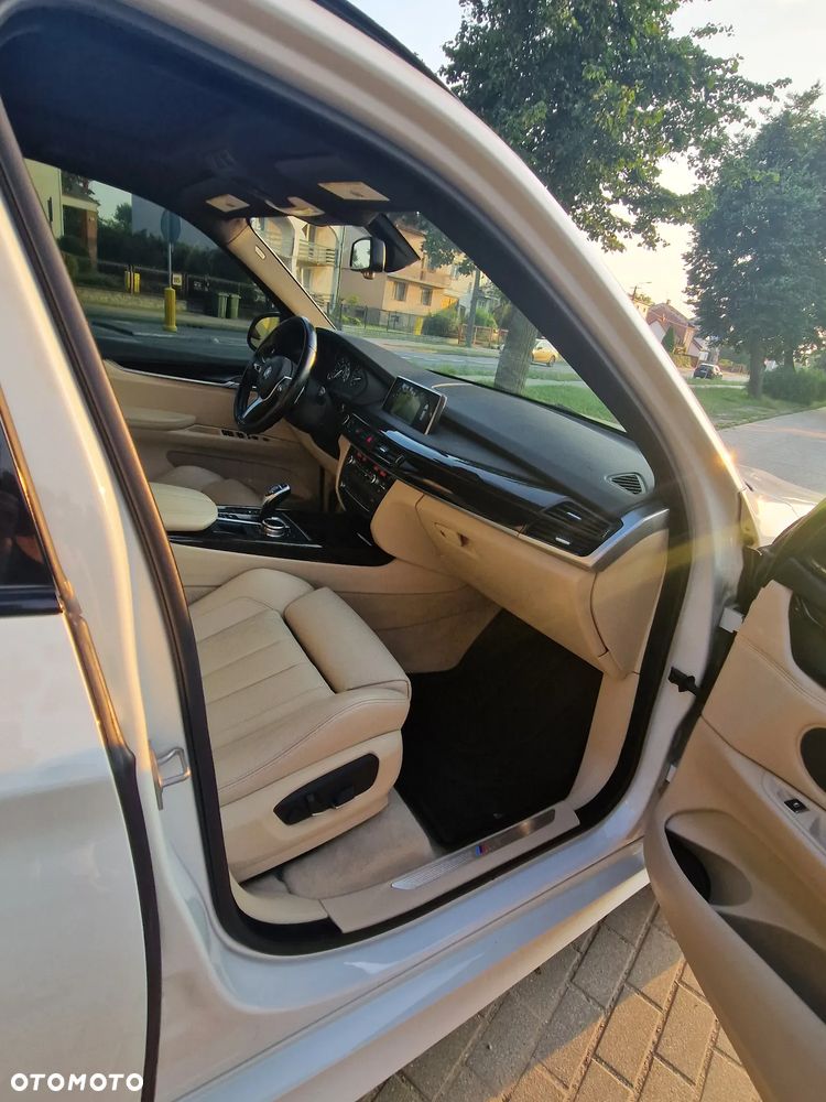 BMW X5 3.5i xDrive - 25