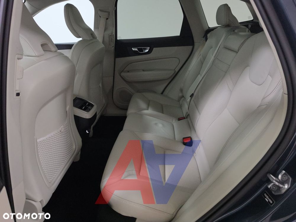 Volvo XC 60 T6 AWD Inscription - 13