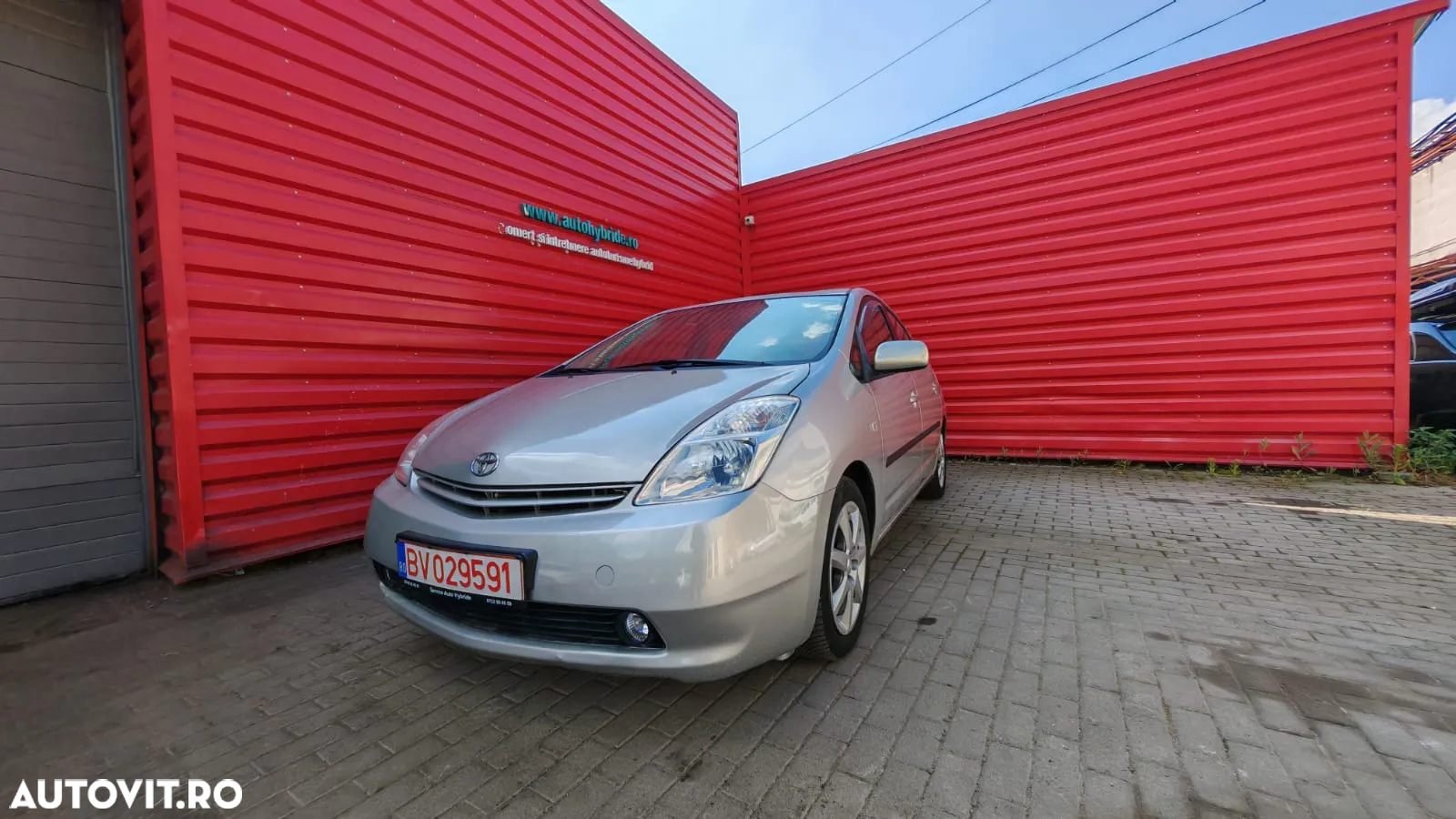 Toyota Prius (Hybrid) Executive - 16