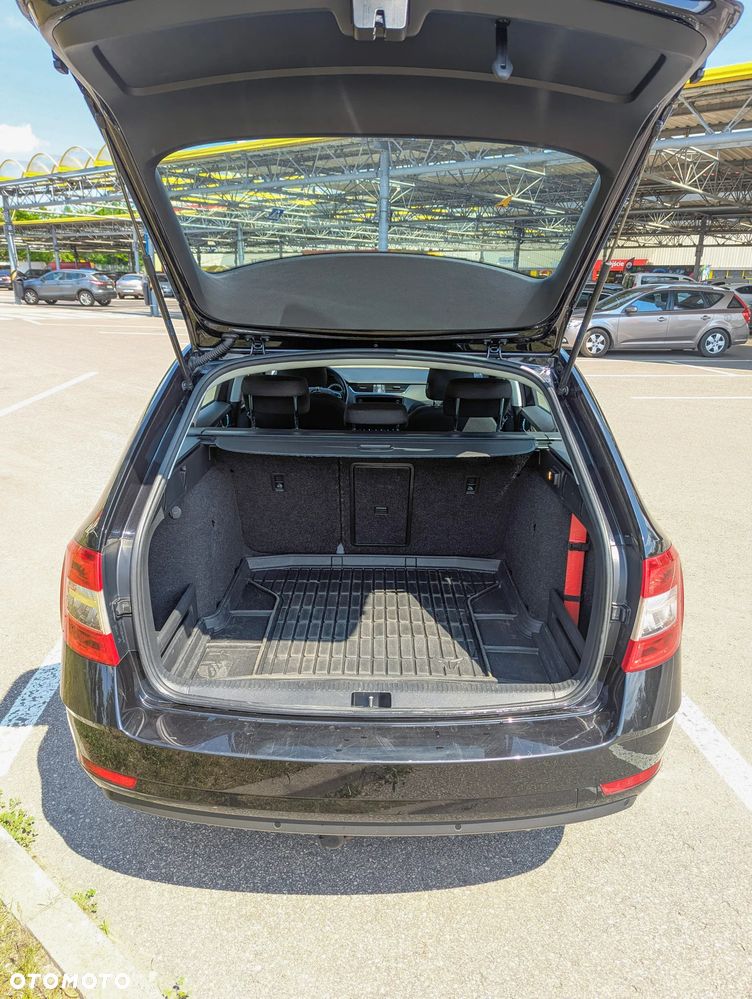 Skoda Octavia 2.0 TDI Ambition DSG - 7
