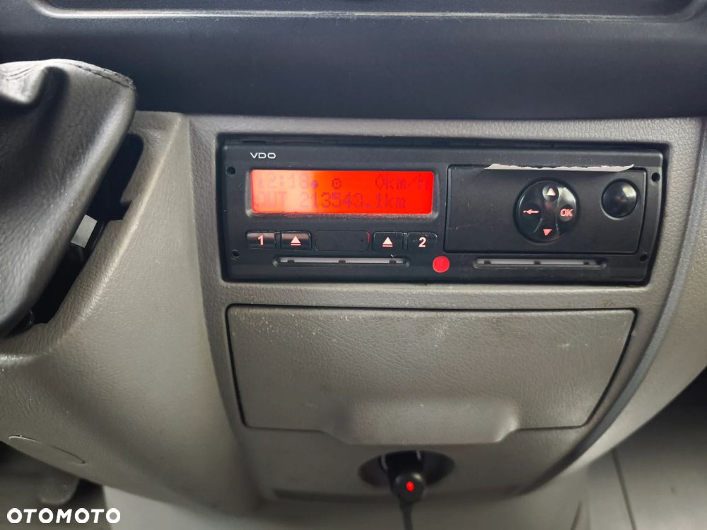 Volkswagen CRAFTER - 10