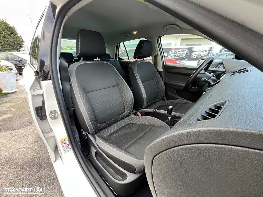 Skoda Fabia 1.0 TSI Active - 29