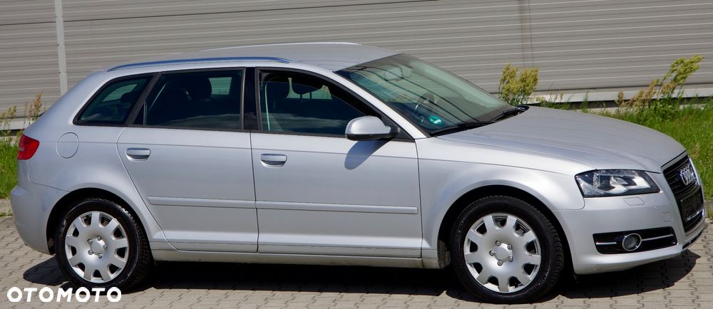 Audi A3 Sportback 2.0 TFSI Attraction - 11