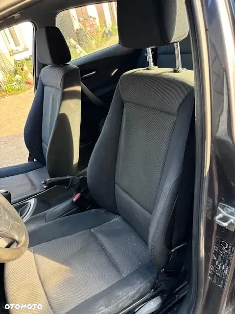 BMW Seria 1 116i - 10