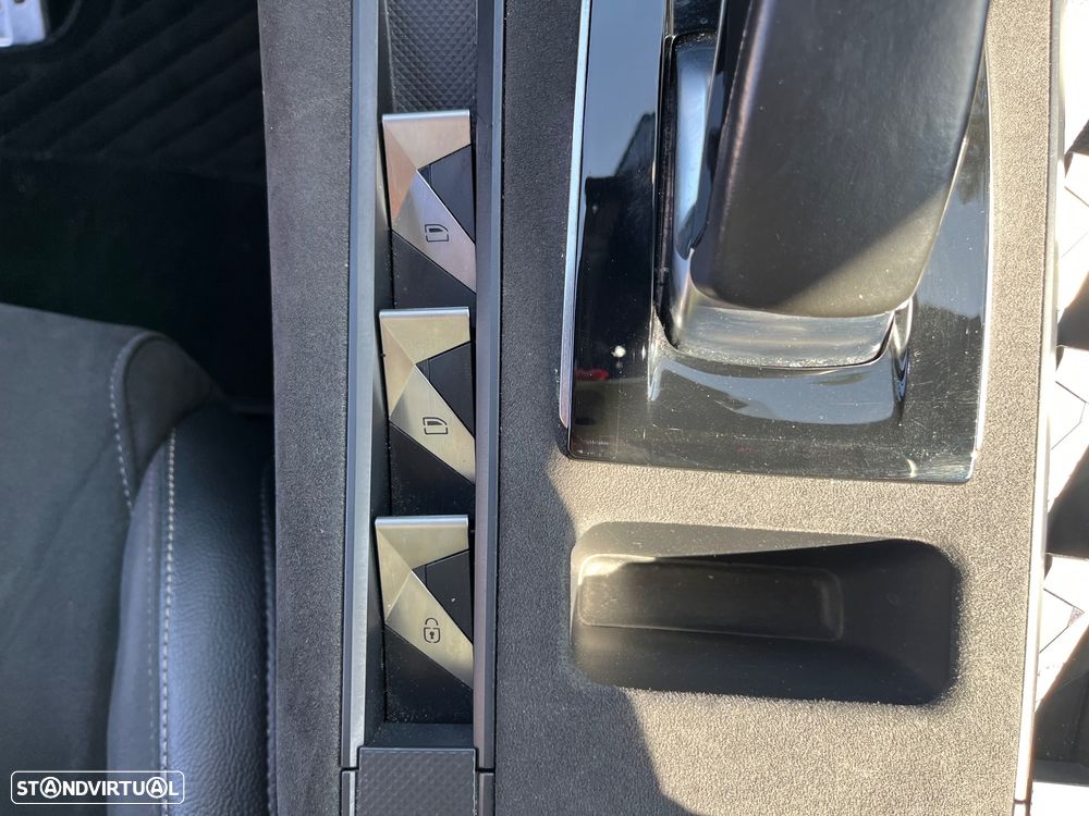 DS DS7 Crossback E-Tense Performance Line EAT8 - 37
