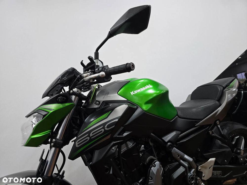 Kawasaki Z - 6