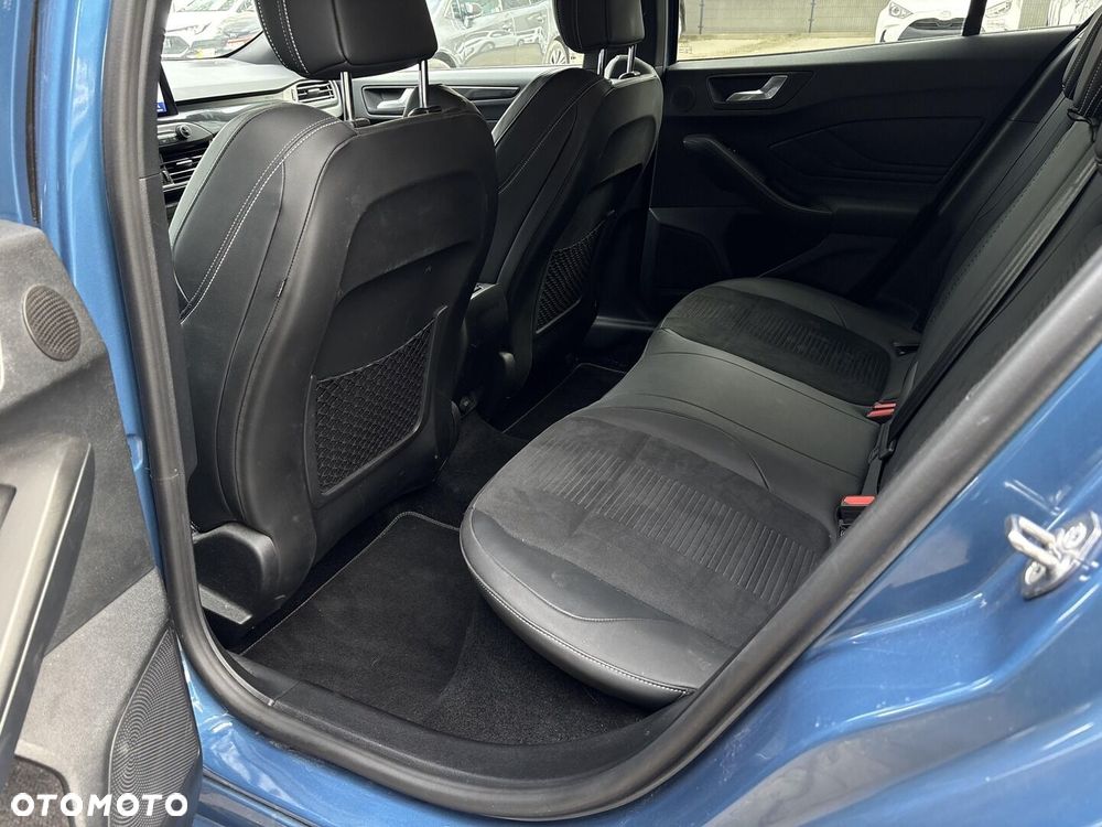 Ford Focus - 16
