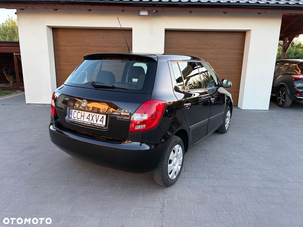 Skoda Fabia 1.2 HTP Ambiente - 4
