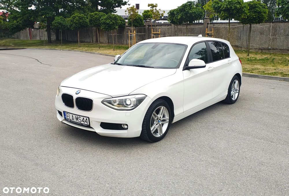 BMW Seria 1 118d Sport Line - 4