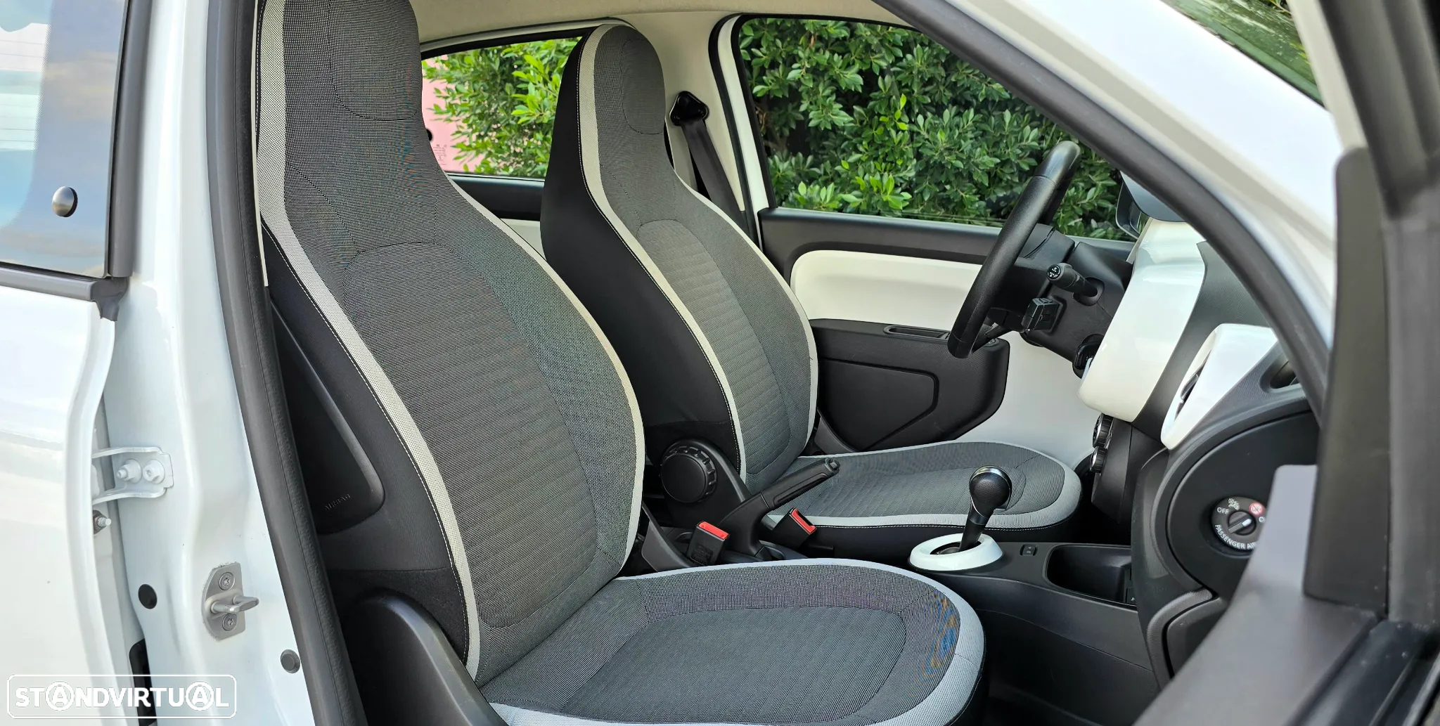 Renault Twingo Z.E. 22 Zen - 21