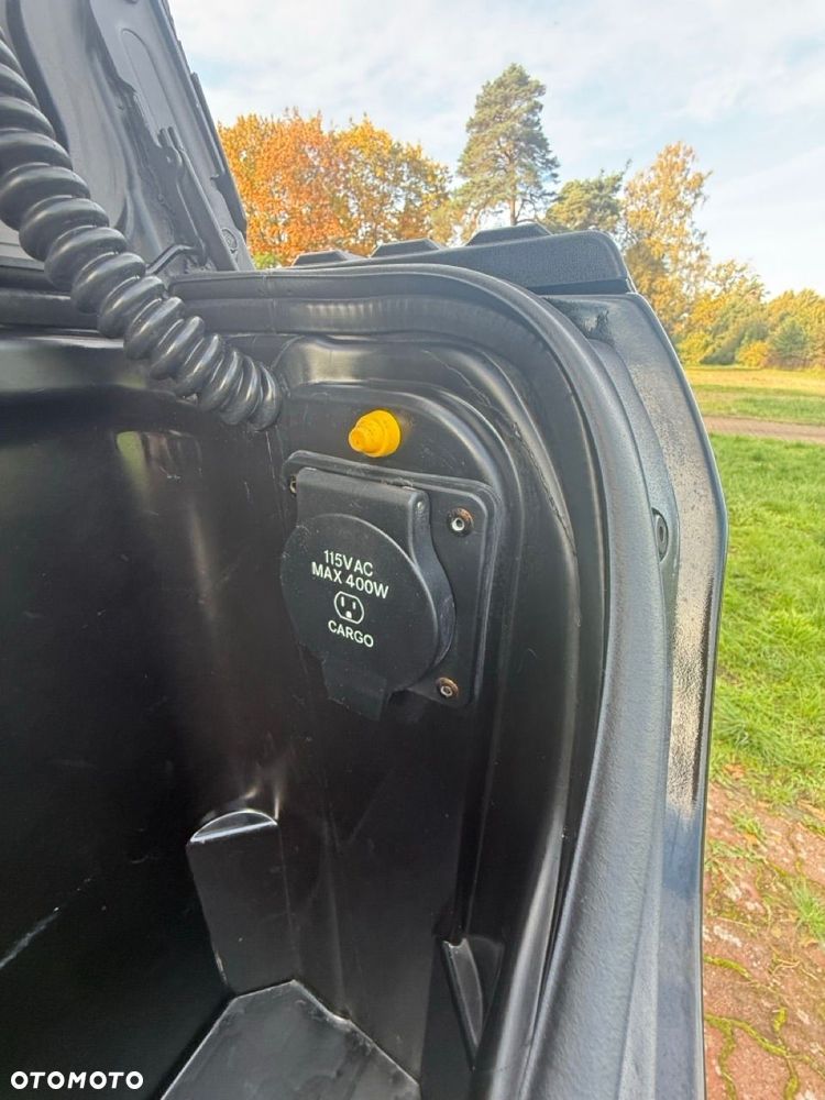 RAM 1500 5.7 Crew Cab Shortbed Limited Black - 34