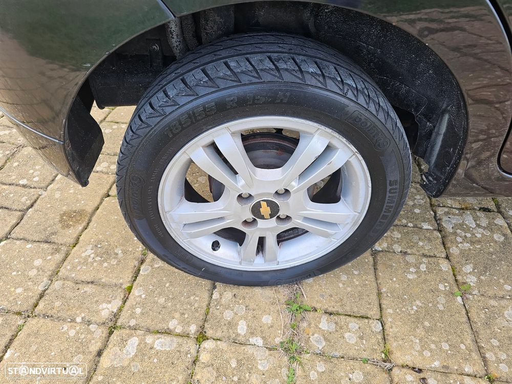 Chevrolet Aveo 1.2 LT - 25