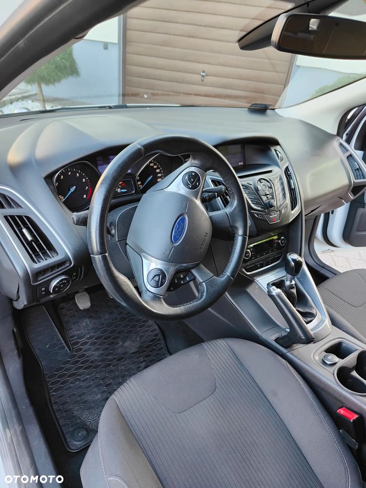 Ford Focus 1.0 EcoBoost Titanium - 8