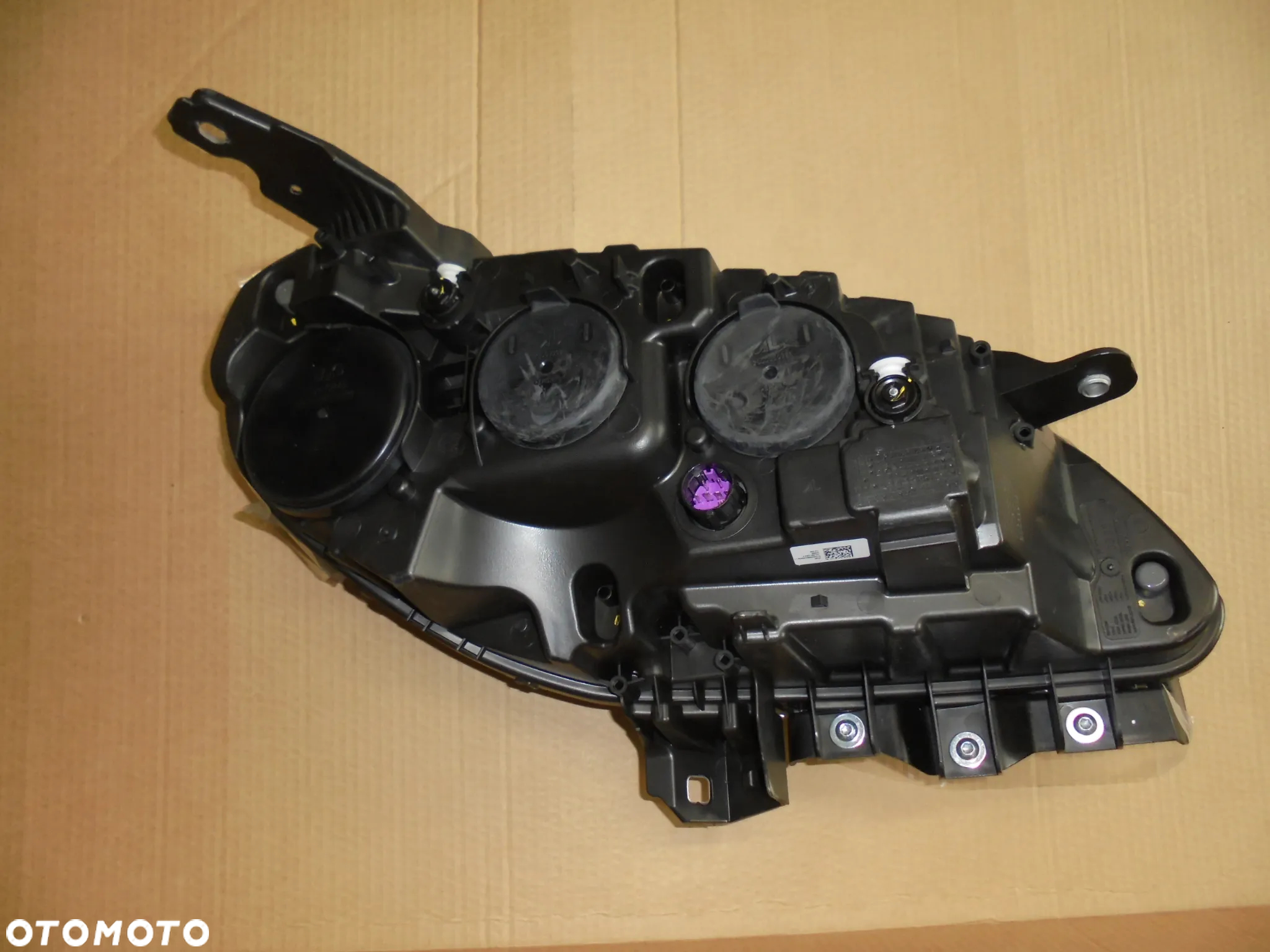 REFLEKTOR LAMPA LEWA FIAT DOBLO 2015-> NR OE 521094580 CZARNA - 3