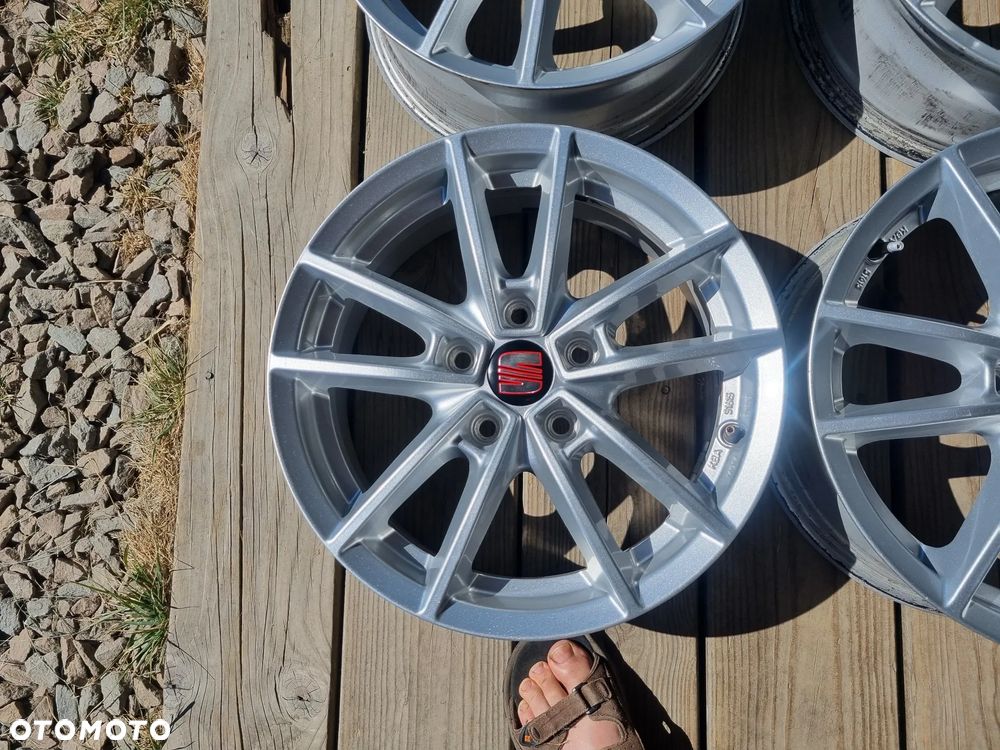 VW PASSAT,GOLF,SKODA OCTAVIA,SEAT LEON ,AUDI A4,A3 6,5X16 ET45 bdb stan - 6