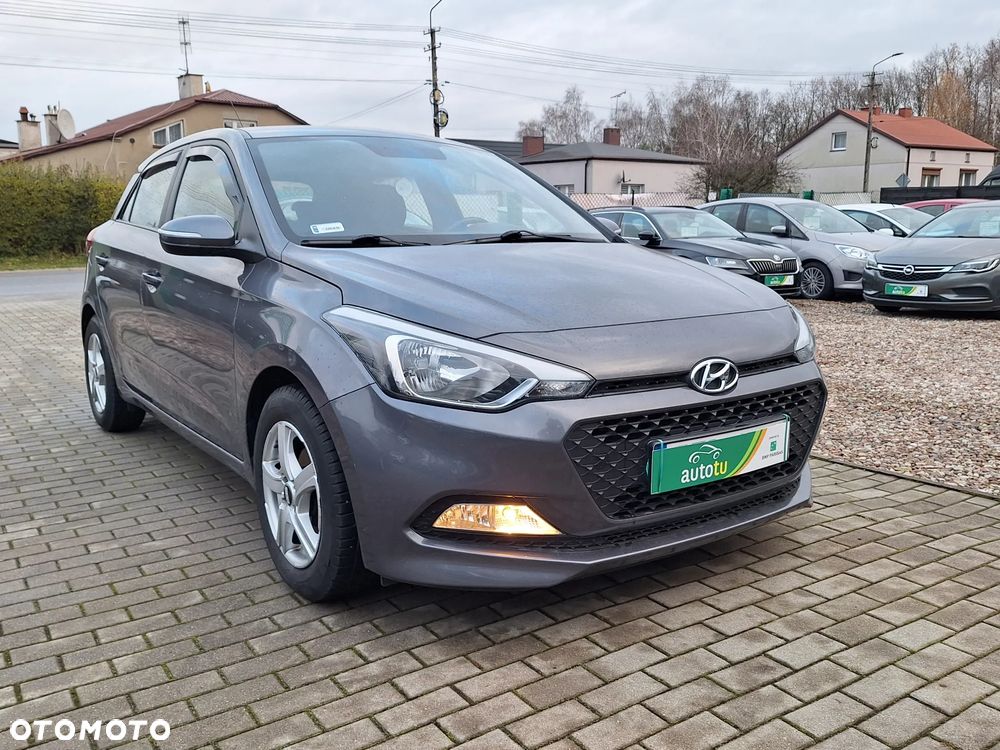 Hyundai i20 1.2 Elegant - 11