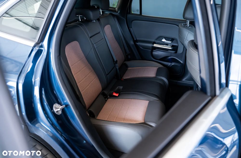 Mercedes-Benz EQA 250 66.5kWh Electric Art - 30