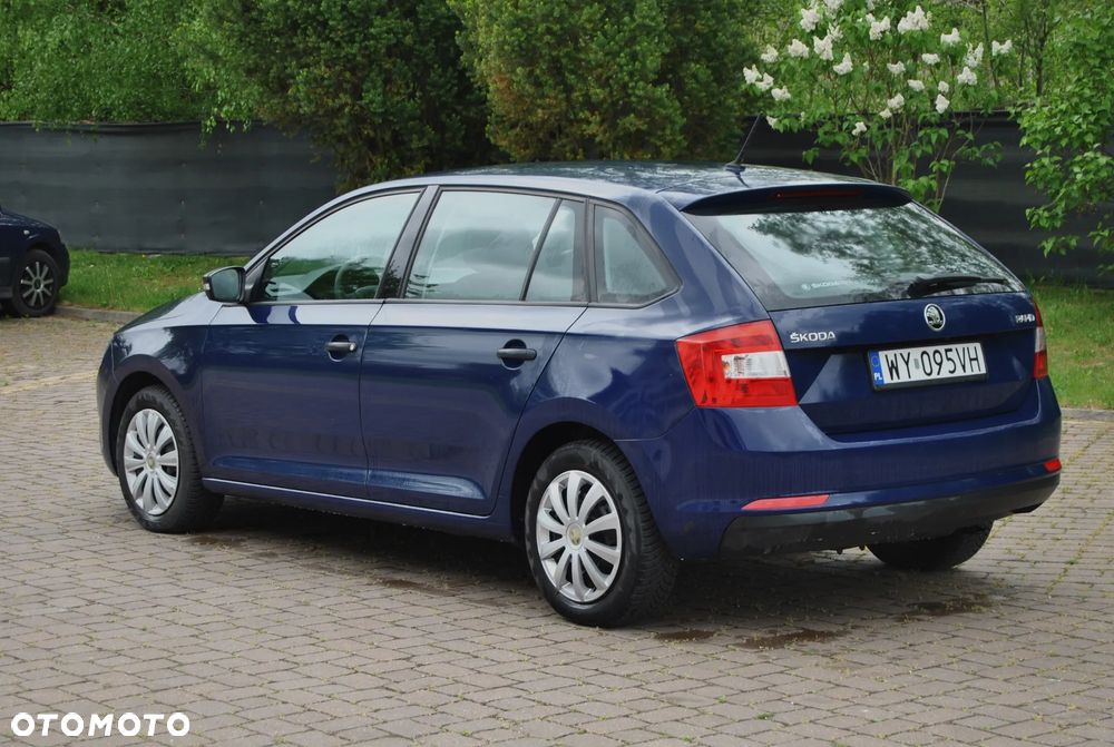 Skoda RAPID 1.2 TSI Style - 4