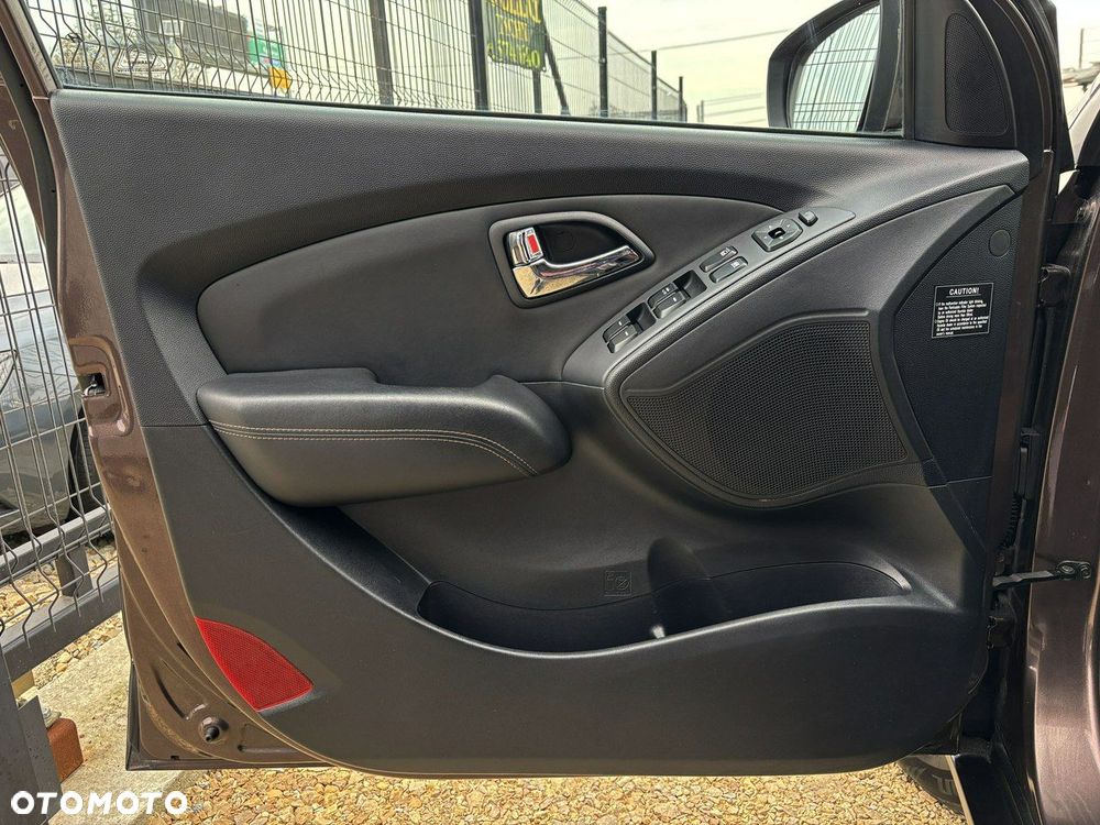 Hyundai ix35 2.0 CRDi 4WD Automatik Premium - 12