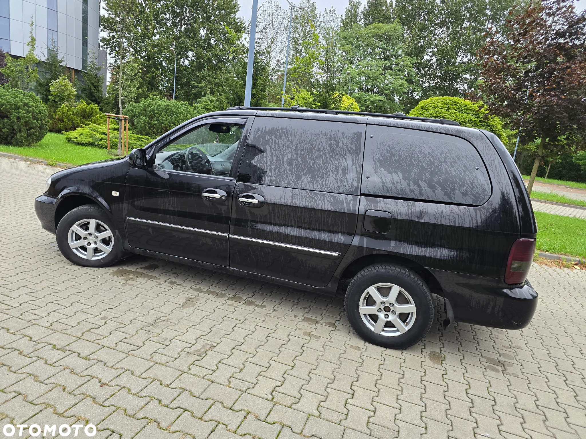 Kia Carnival CRDi LX - 17