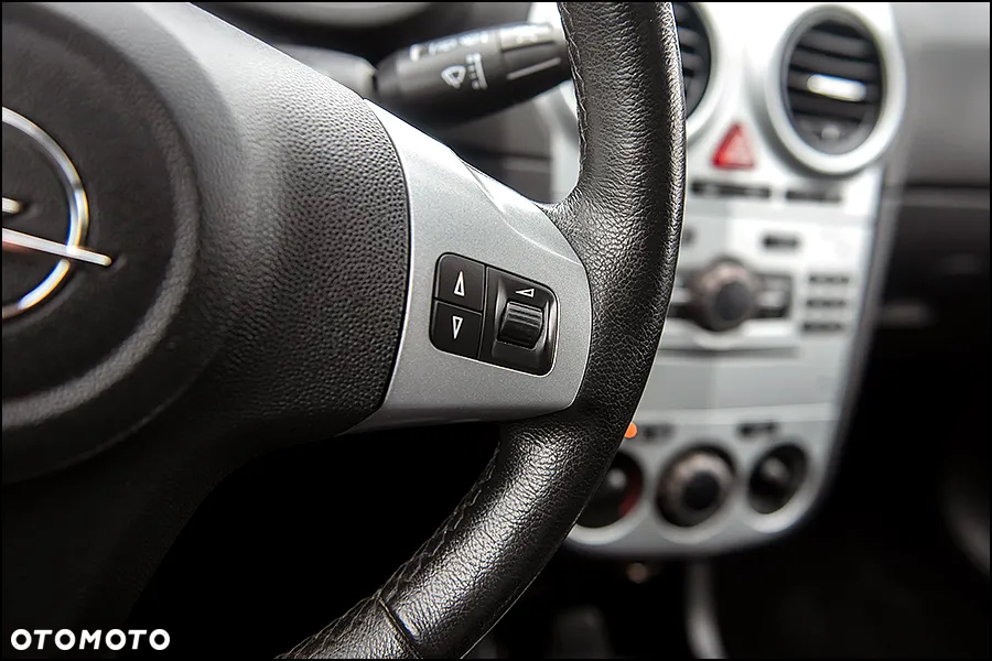 Opel Corsa - 22