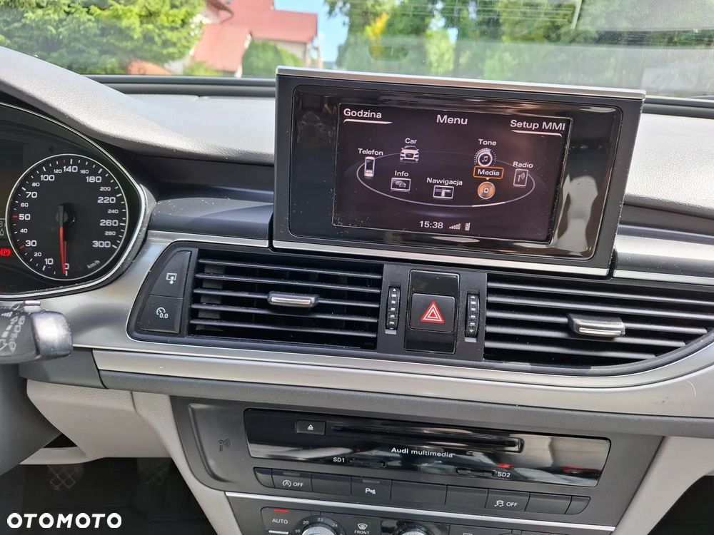 Audi A6 - 6