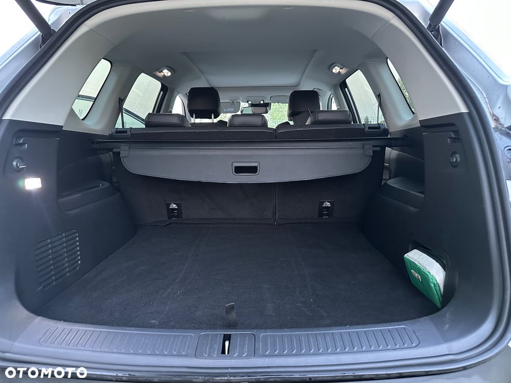 Maxus Euniq 6 - 17