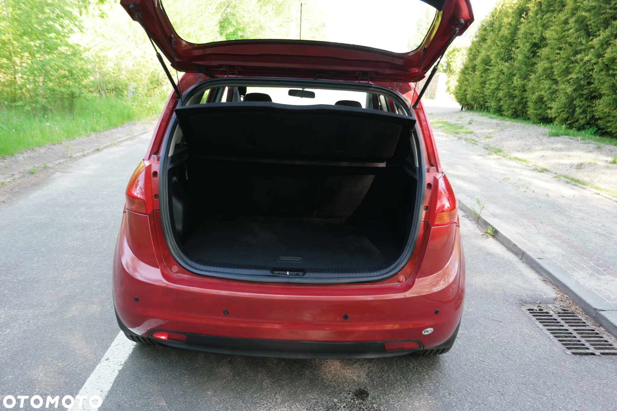 Kia Venga - 16