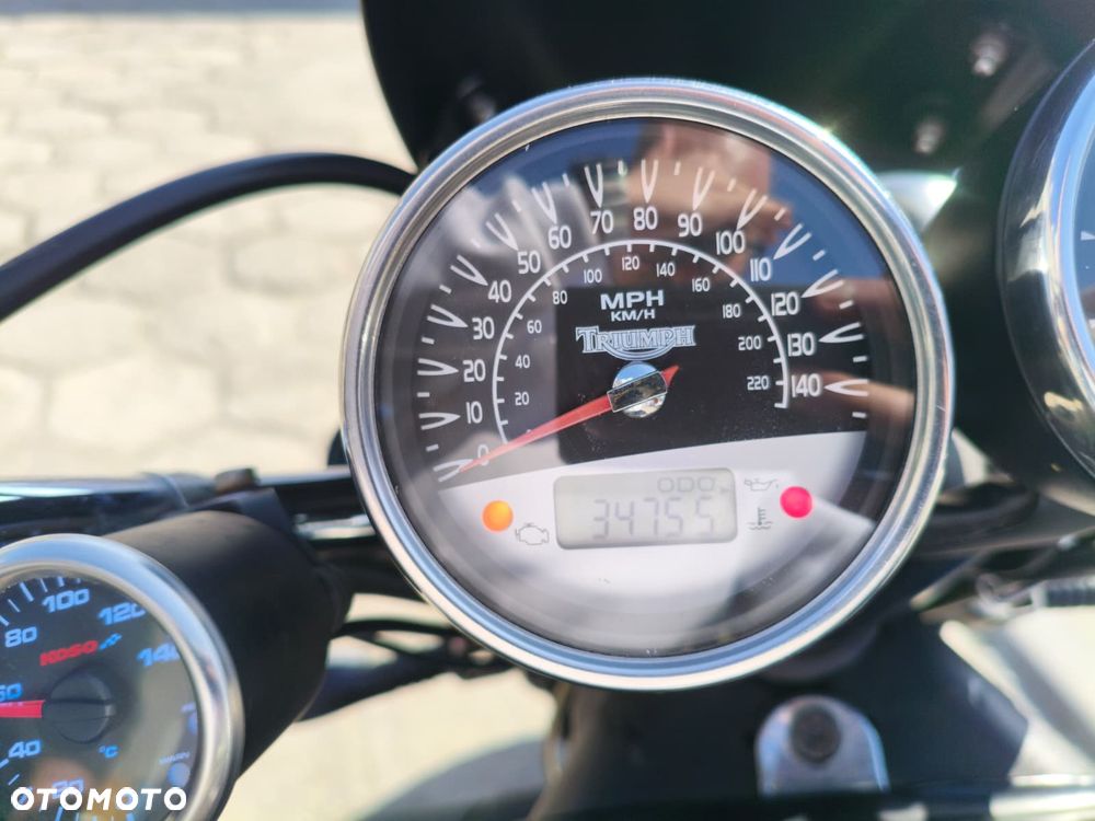 Triumph Rocket - 8