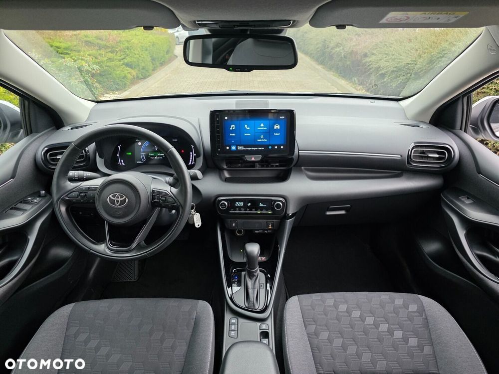 Toyota Yaris Hybrid 1.5 Style - 9