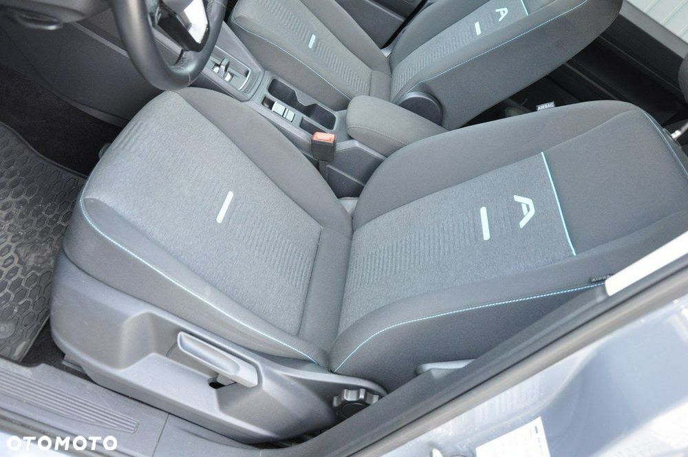 Ford Tourneo Connect Grand - 12
