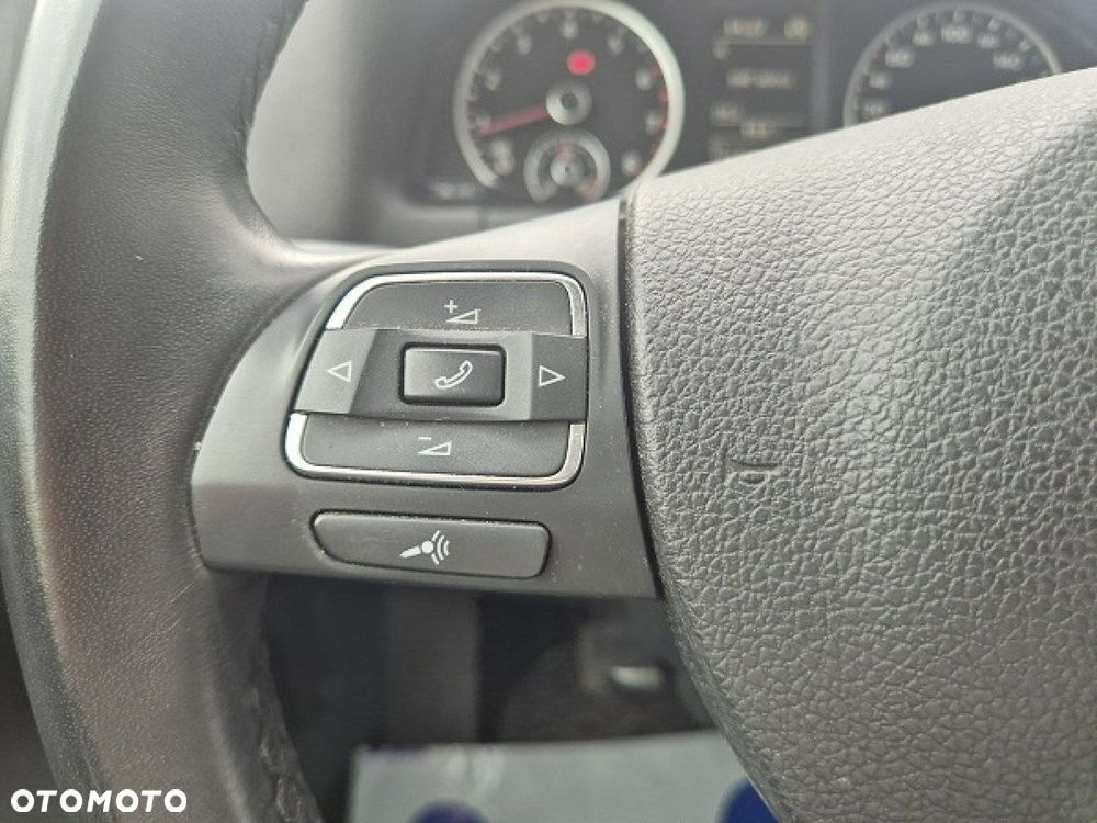 Volkswagen Tiguan - 17