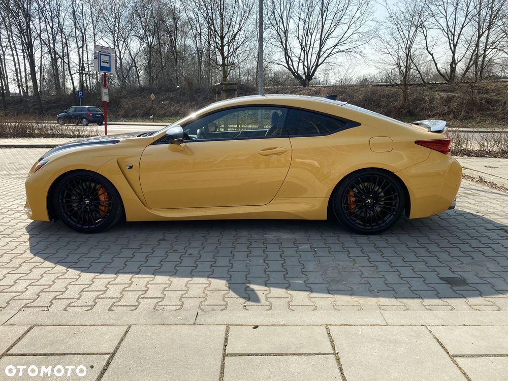 Lexus RC F Carbon - 3