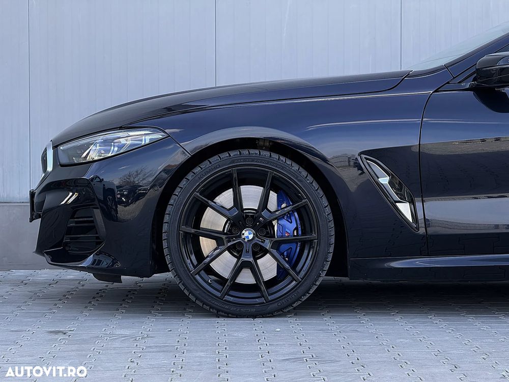 BMW M8 - 40