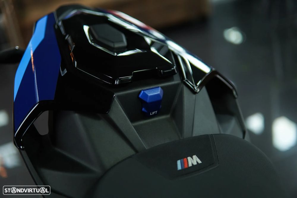 BMW M 1000 R M MOTORSPORT - 7