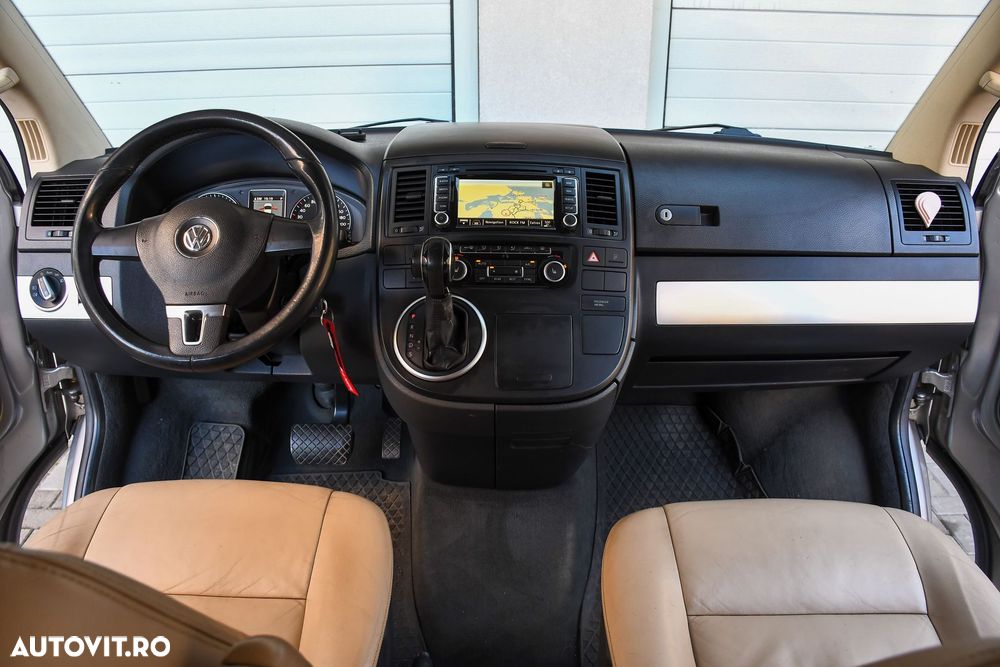 Volkswagen Multivan - 15