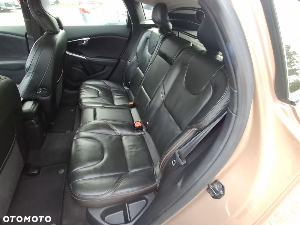 Volvo V40 Cross Country D3 Summum - 18
