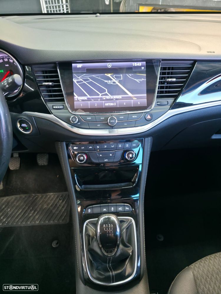 Opel Astra Sports Tourer 1.6 CDTI Innovation S/S - 10