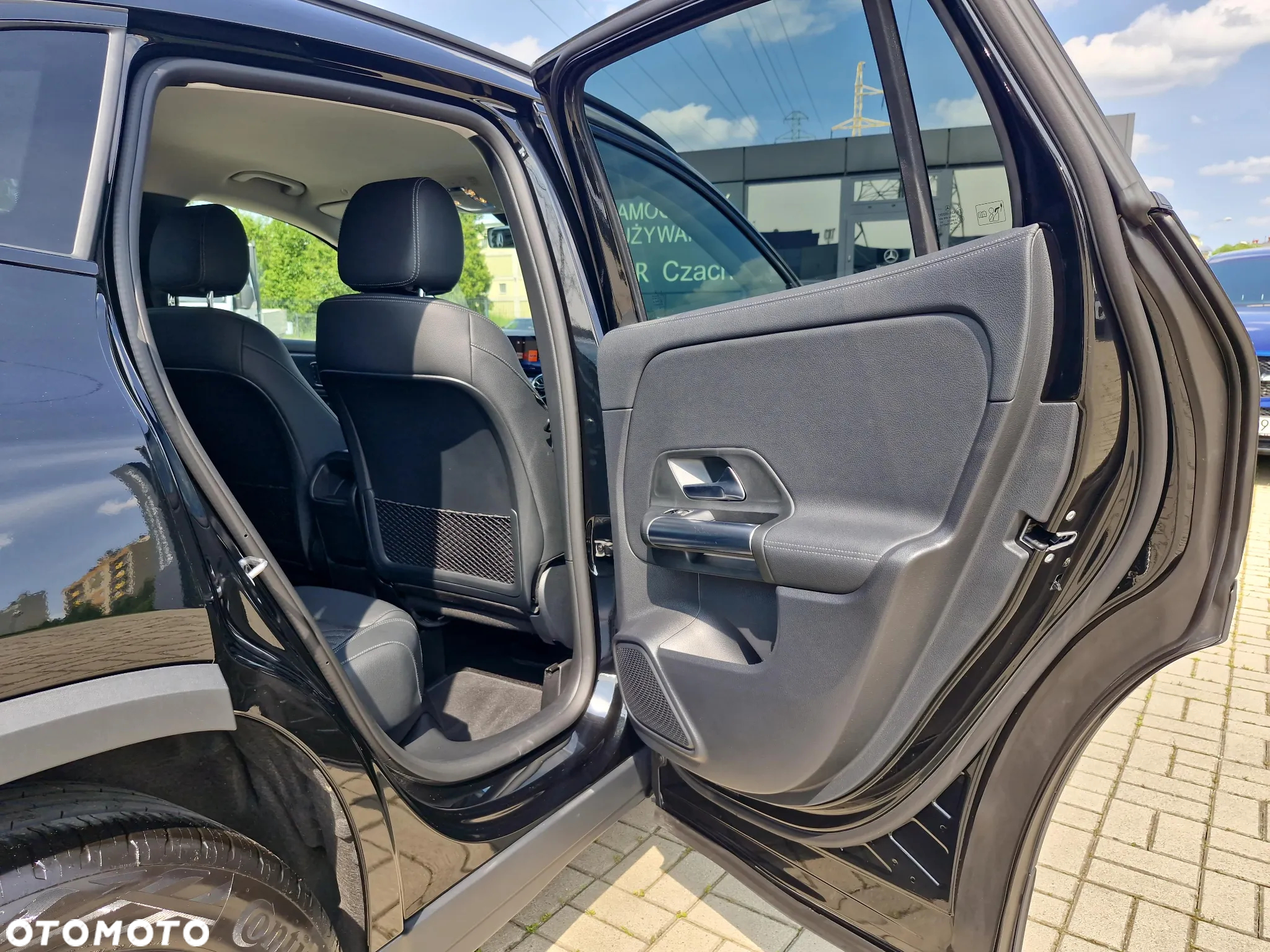Mercedes-Benz GLA 200 Progressive - 17