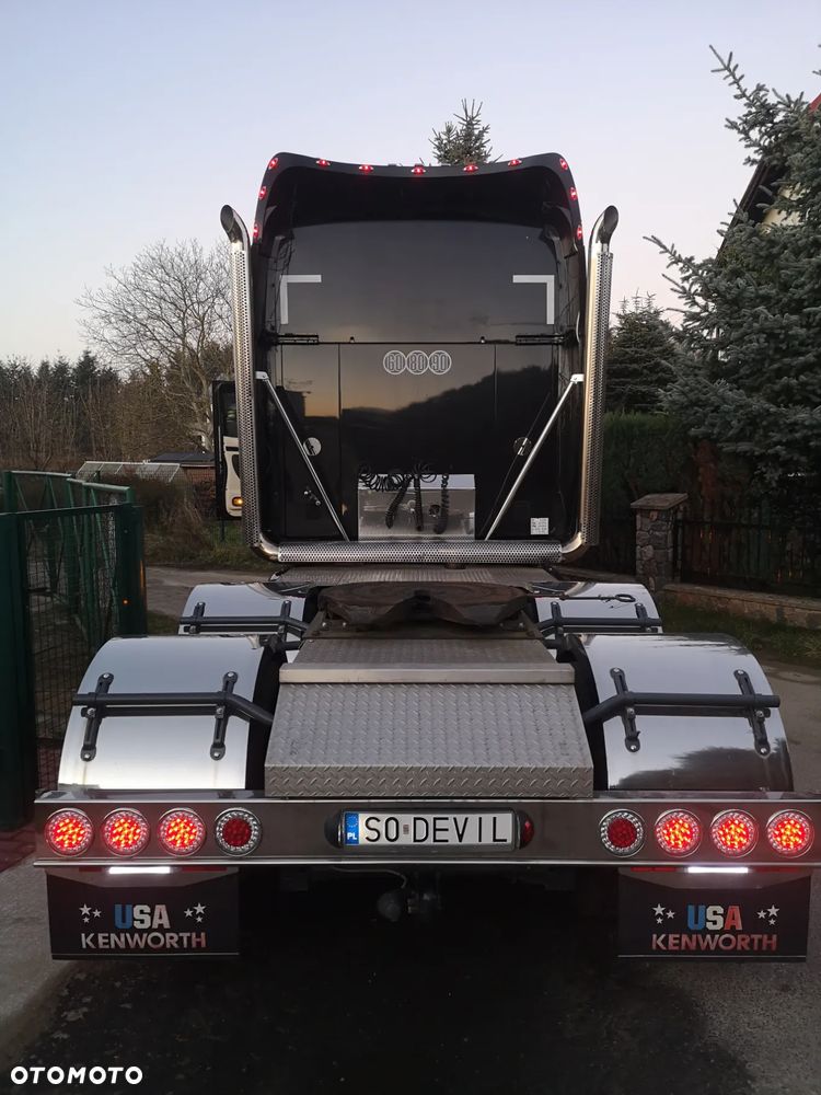 Kenworth T2000 - 12