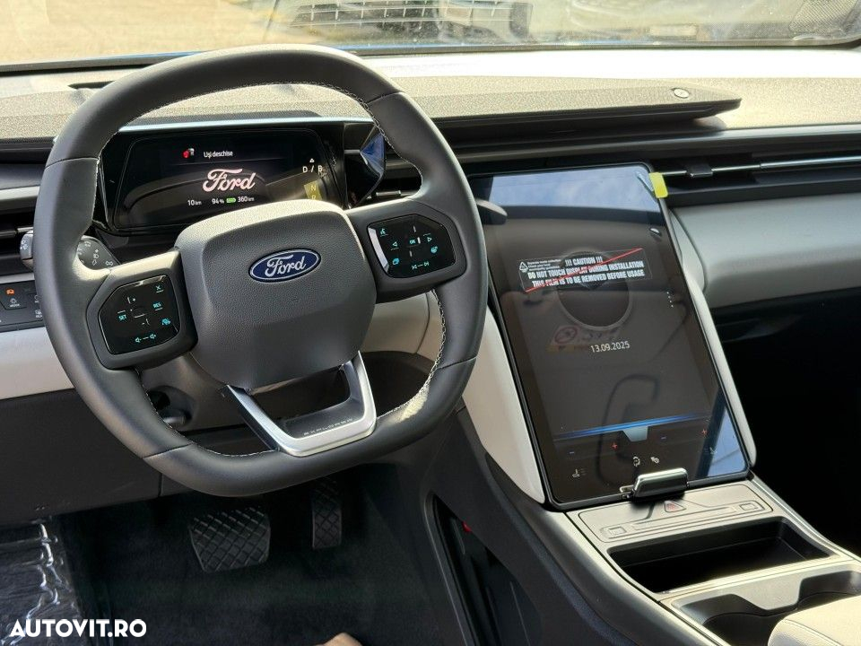 Ford Explorer - 14