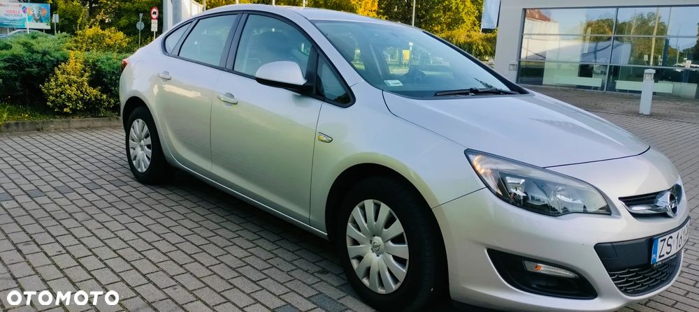 Opel Astra IV 1.6 Cosmo - 6