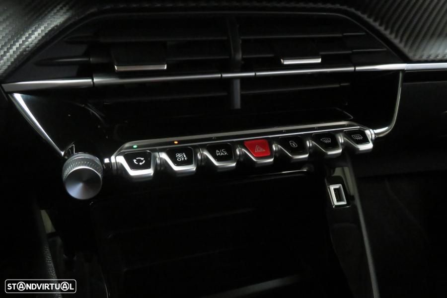 Peugeot 208 1.2 PureTech Allure - 18