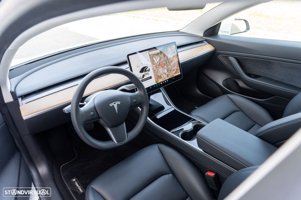 Tesla Model 3 Standard Range Plus RWD - 14