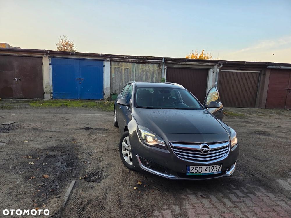 Opel Insignia - 1