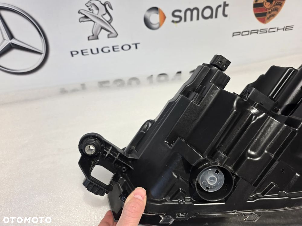 SKODA SCALA 18- PRAWA LAMPA PRZEDNIA PRZÓD ŁADNA LED NR 657941016 NR AUKCJI LPP273 - 15