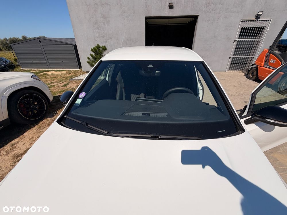 Volkswagen Golf - 19