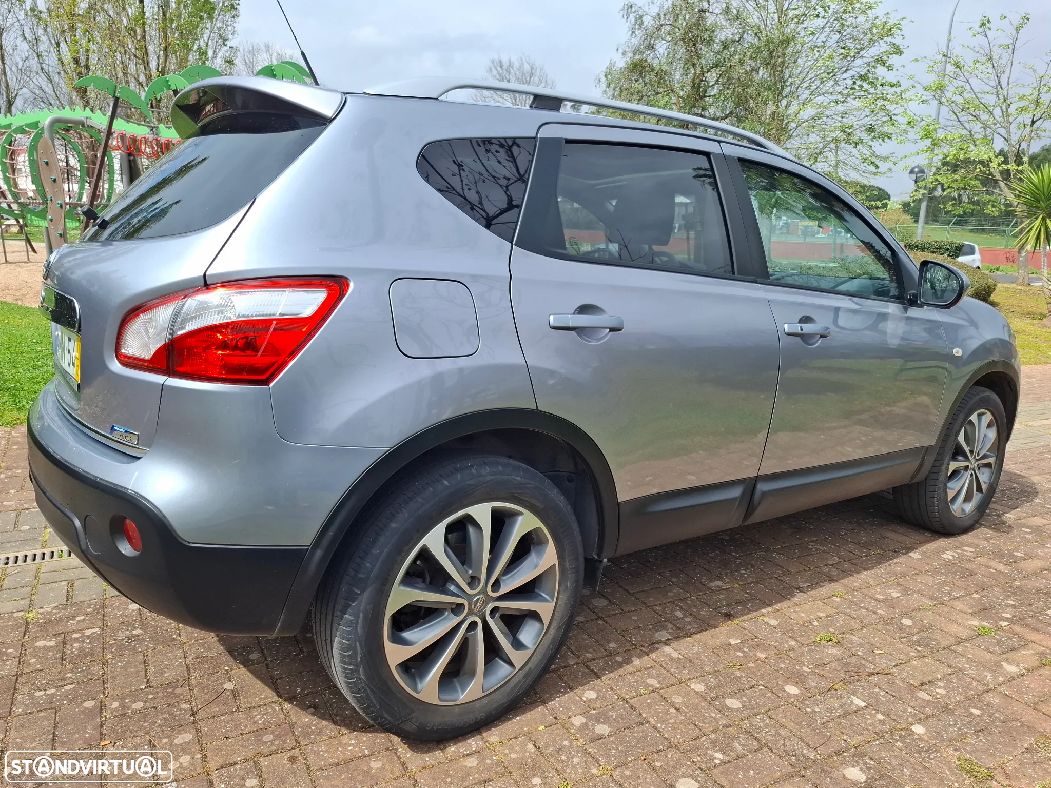 Nissan Qashqai 1.6 dCi Tekna Premium - 4