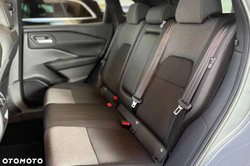 Nissan Qashqai 1.3 DIG-T MHEV N-Connecta Xtronic - 38